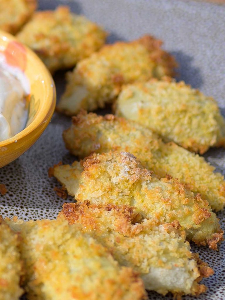 Crispy Air Fried Artichoke Hearts with Garlic Aioli